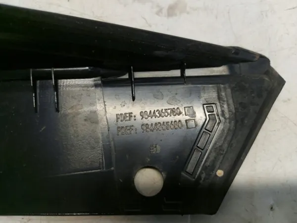 Tampa triangular esquerda traseira Peugeot 408 GT P54 OEM 9844365680 image 3