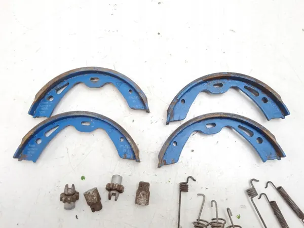 Porsche OEM 97009300 Handbrems-Bremsbeläge image 6