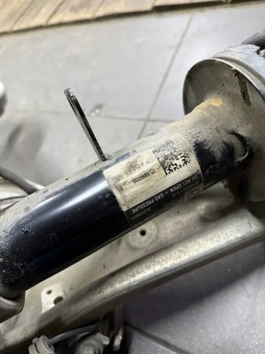 BMW G30 G31 2.0D X-Drive Rechter Vooras Draagpen met Naaf image 10
