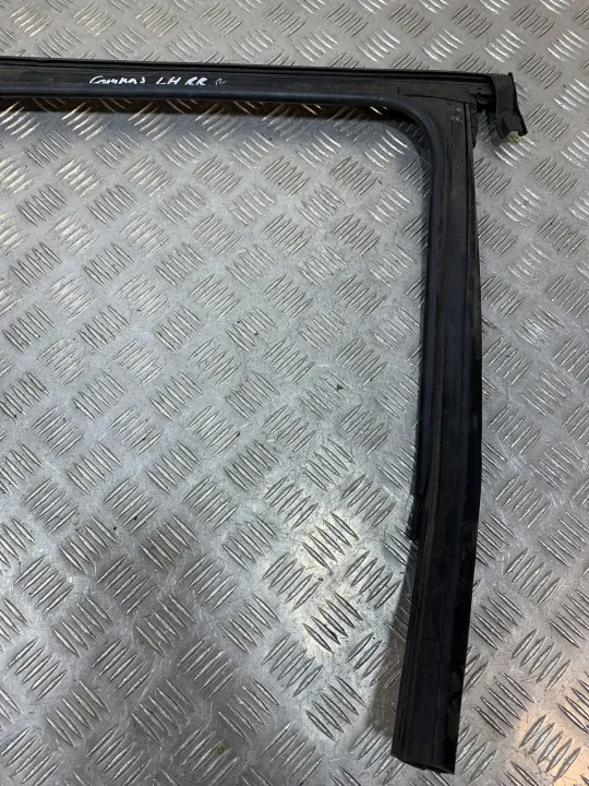 Joint de vitre porte arrière Jeep Compass OEM FBZ27650 image 6