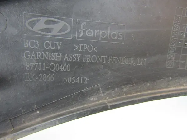 OEM 87711-Q0400 Guarnição do para-lamas dianteiro esquerdo Hyundai Bayon image 4