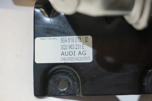 Intercambiador de calor Audi E-Tron OEM 3Q0963231E image 8