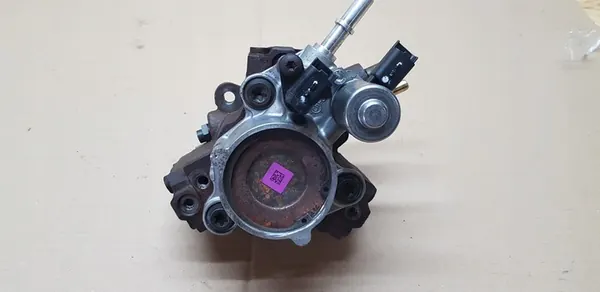 FORD TRANSIT 2.2 TDCI Bomba de combustible FB3Q-9B395 image 2