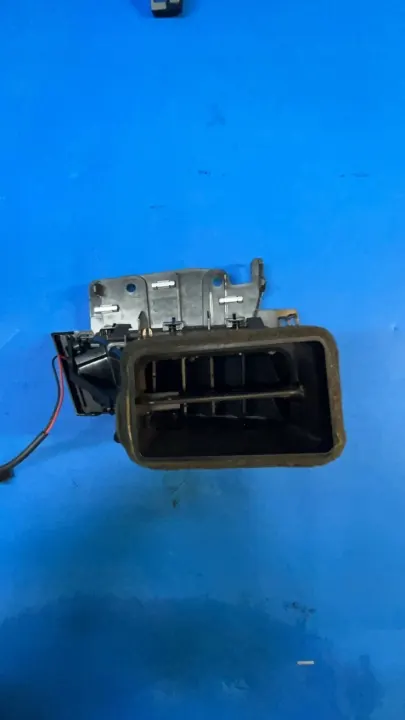 Grille de ventilation OEM 3G1858416 F pour VW Passat B8 image 4
