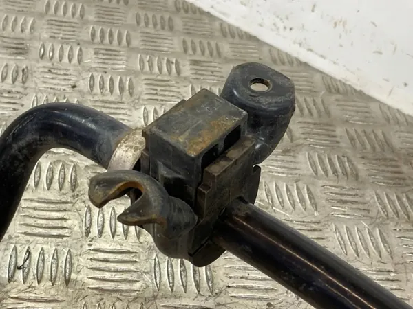 Barra estabilizadora delantera OEM FOB34921 - Nissan OE image 3