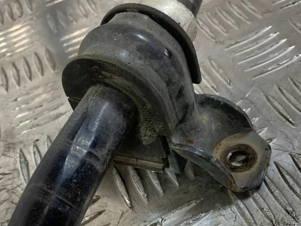 Barra estabilizadora delantera OEM FOB34921 - Nissan OE image 4