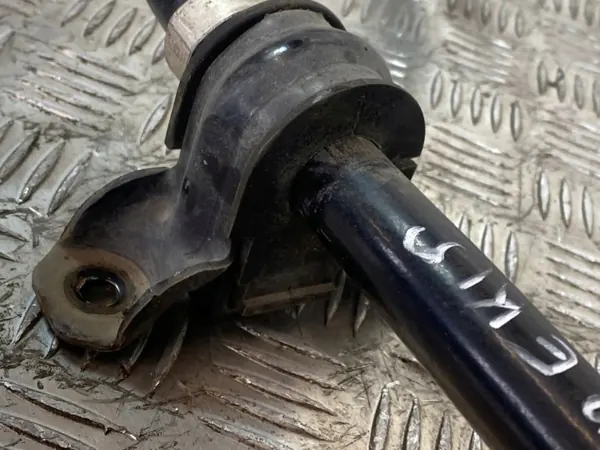 Barra estabilizadora delantera OEM FOB34921 - Nissan OE image 5