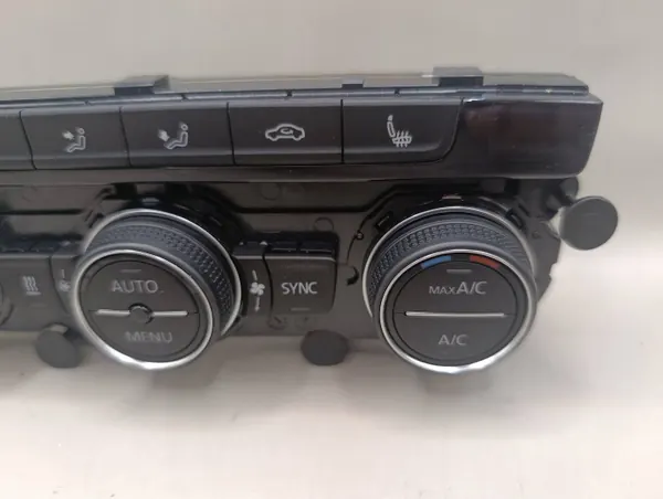 2018 VW Passat B8 Ilmastointipaneeli 5G0907044BQ image 5