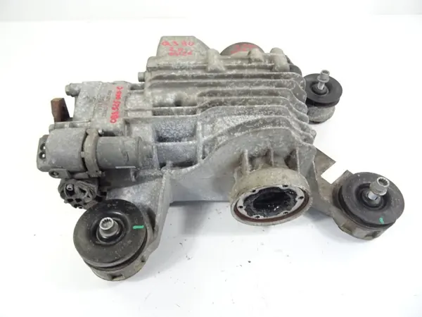 AUDI Q3 8U 2.0 D Bakre Differential Haldex 0BS525010C image 2