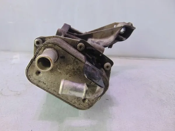 Base do Filtro de Óleo Jaguar OEM CX23-6L625-AA - Usado image 4