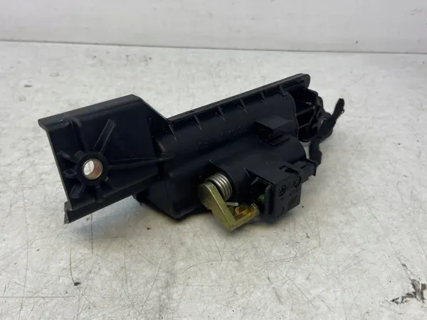 Mercedes Kofferraumgriff OEM A2037401093 - Gebraucht image 7