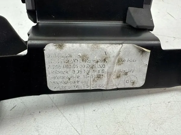 Mercedes-Benz C W205 Linker kofferbakplank bevestiging OEM A2058605500 image 9
