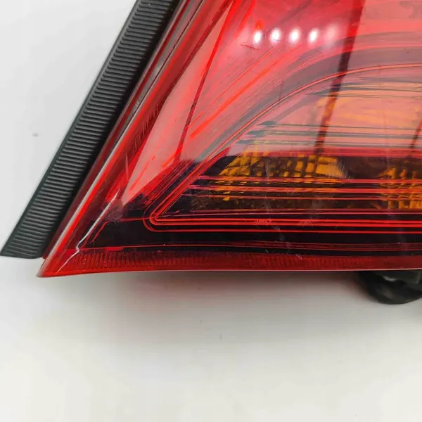 LÁMPARA TRASERA TOYOTA YARIS H/B 2015- 81561-0D600 IZQUIERDA image 4
