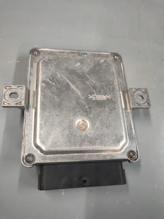 Audi OEM 4M0907355G AdBlue-ohjausmoduuli image 3