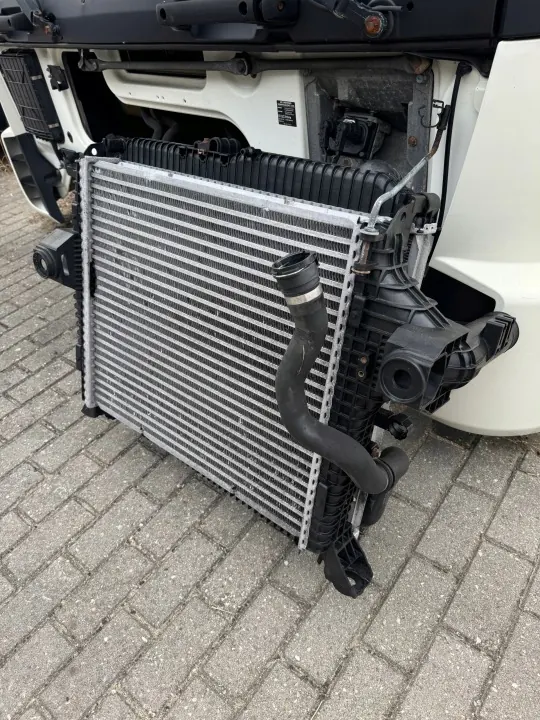 Intercooler Eau OEM A9675000301 A9675000601 image 5