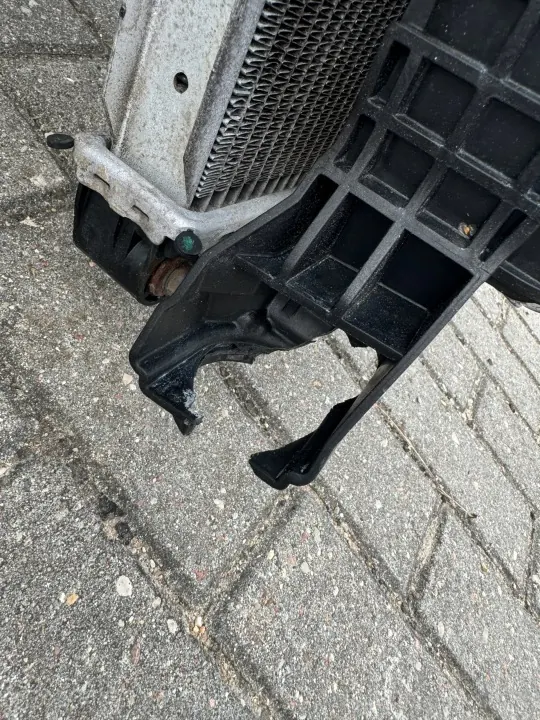 Intercooler Eau OEM A9675000301 A9675000601 image 9