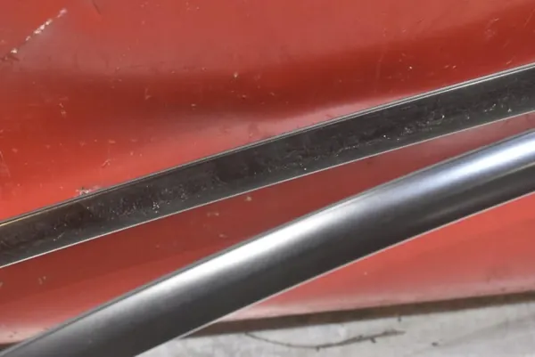 Barras de techo OEM 1495730-00-C Tesla Model Y image 3