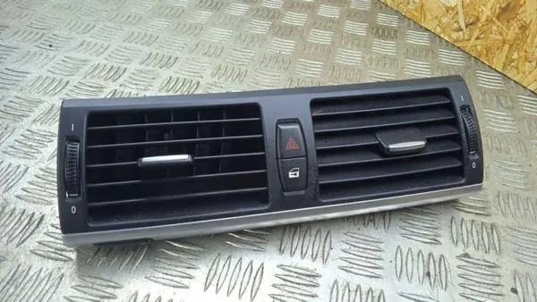 Prise d'air BMW X5 E70 OEM 7161801 - 3.0L Diesel image 2