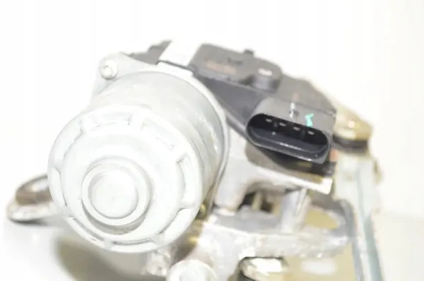 Etummaisen ikkunamekanismin Tesla Model 3 1076725 image 3