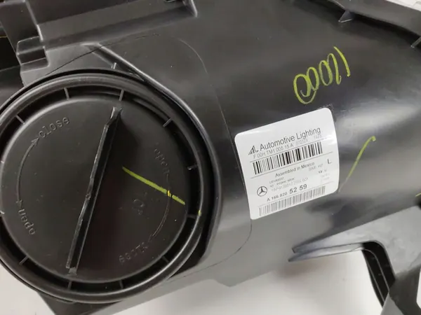 Reflector Mercedes-Benz ML W166 2015 A1668205259 image 8