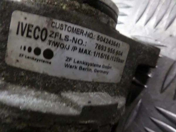 Iveco OE Servostyrningspump Daily image 3