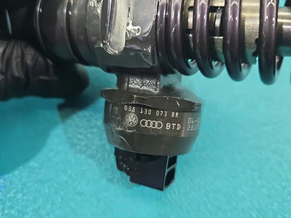 Pompe lave-glace OEM 0414720232 testée 2.0 SDI image 3