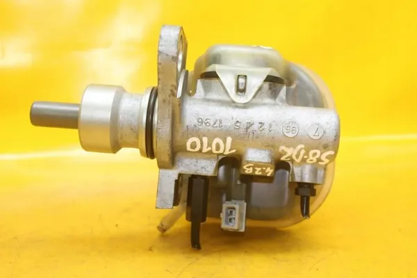 Käytetty jarrusäiliö OEM 4D0611301E Audi A8 D2:lle image 10