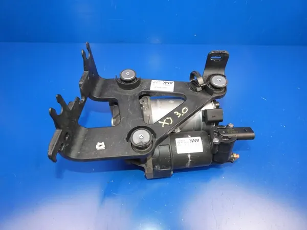 Compresseur Jaguar OE AW933B484AF image 3