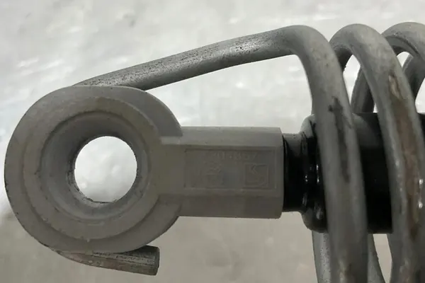 Vasen tavaratilan aktuaattori BMW 5 (F10) 7204367 image 5