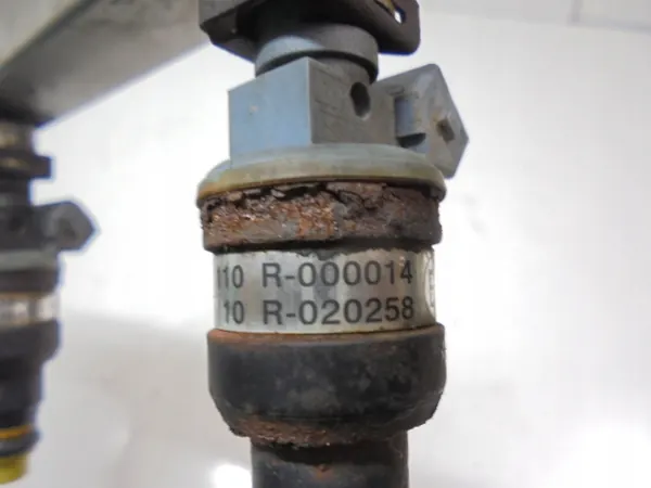 Fiat Multipla I LPG-Injektor OEM 110R-006029 image 7