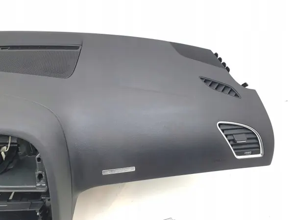 Audi A5 8T kojelauta OEM WIL6826 - Käytetty image 3