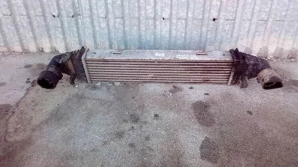 Intercooler-Kühler OEM A2045000100 für Mercedes-Benz image 6