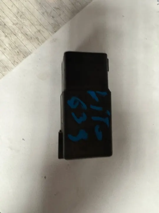 Mercedes W638 2.2 CDI Sytytysvastuksen Rela OEM 50755 image 4