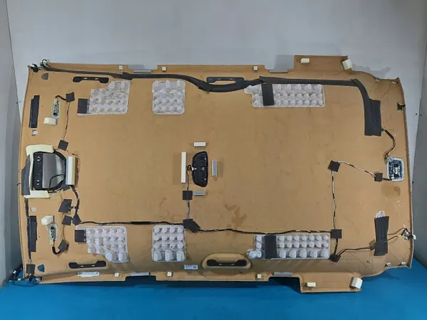 OEM 85300-4ZCA0OM Plafonnier pour Hyundai Santa Fe III image 10