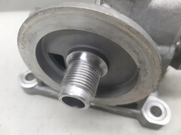 Oljefilterbas F2GE-6881-CD för 2.0 EcoBoost image 3