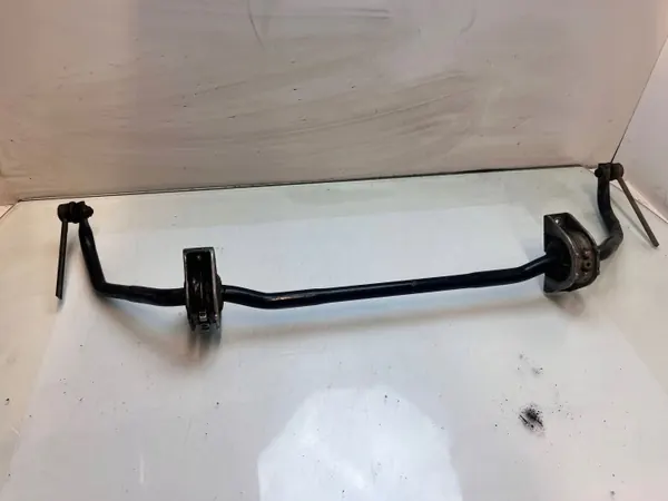 BMW 5 E60/E61 Front Stabiliser Bracket OEM 6761591 image 2