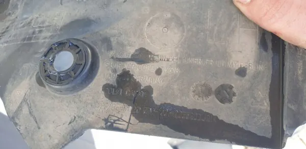 Para-lama dianteiro esquerdo Tesla Model Y OEM 1744361-00-D image 3