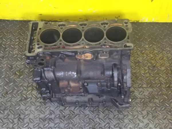Bloque Motor Audi OEM CDH CDHA 24SP29 - Usado image 2