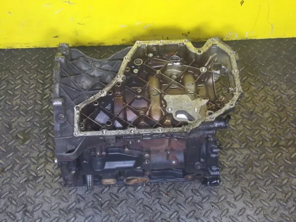Bloque Motor Audi OEM CDH CDHA 24SP29 - Usado image 5