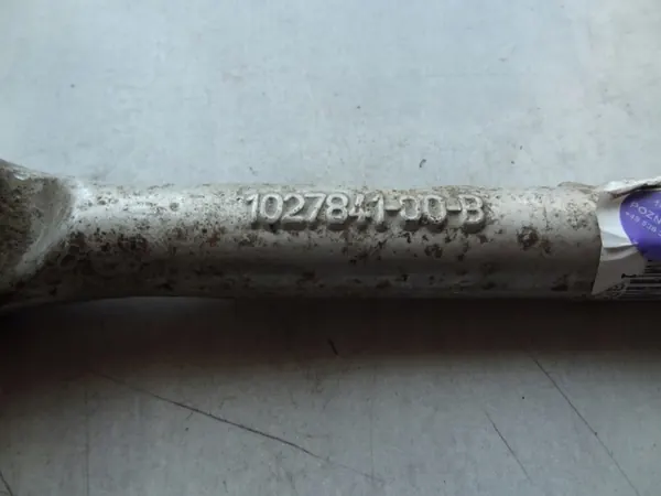 Tesla stuurstang eind OEM 1027841-00-B Gebruikt image 3