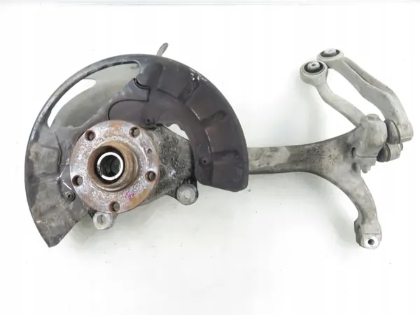 Pivot de roue avant gauche OEM 4E0257J d'occasion image 6