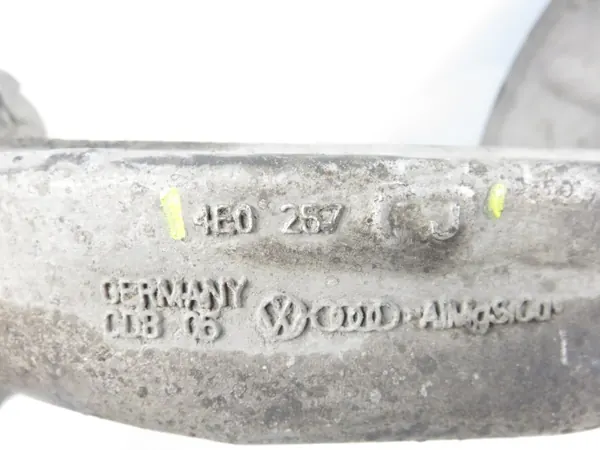 Pivot de roue avant gauche OEM 4E0257J d'occasion image 9