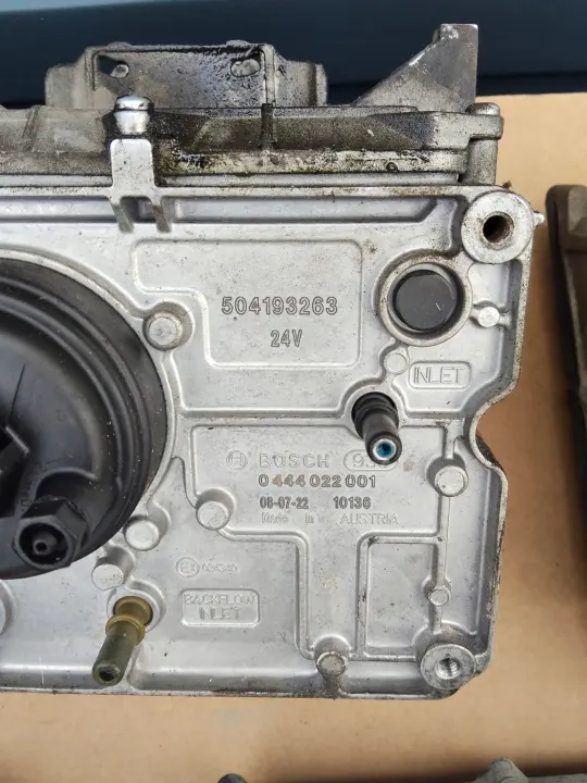 Gebruikte AdBlue-pompmodule OEM VOL011 voor Volvo Vrachtwagens image 3