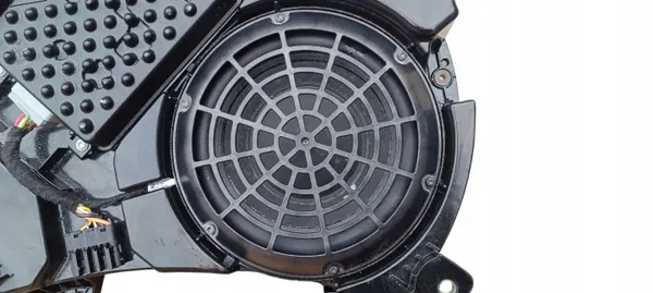 Altavoz Subwoofer Porsche OEM 7P5035481D - Usado image 10