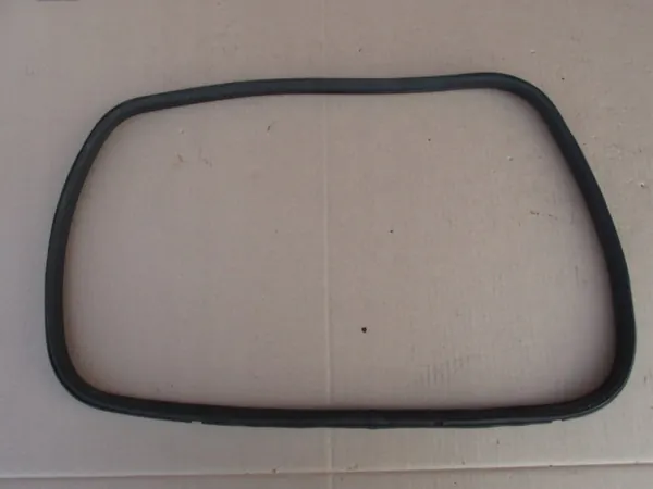 Junta de ventana trasera derecha Mitsubishi PAJERO III 2003 OEM image 4