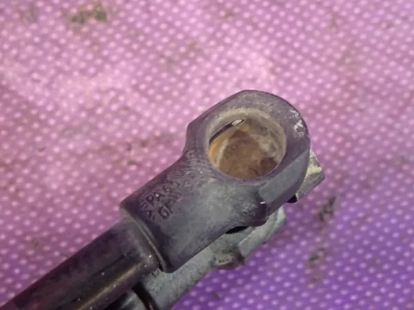 Toyota Corolla E12 bakluckdämpare OEM Zawada-332877- image 2