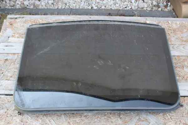 Vidro de teto solar Suzuki OE szyberdachs4 SX-4 Cross image 2