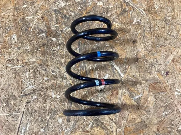 Jousi Porsche 718 Cayman OEM 95B511121A - Käytetty image 2