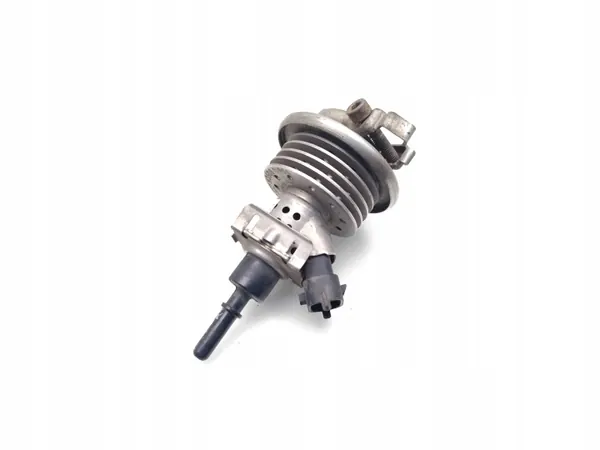 Renault Master Pakoputken Keräin OEM 11213749 Diesel image 2