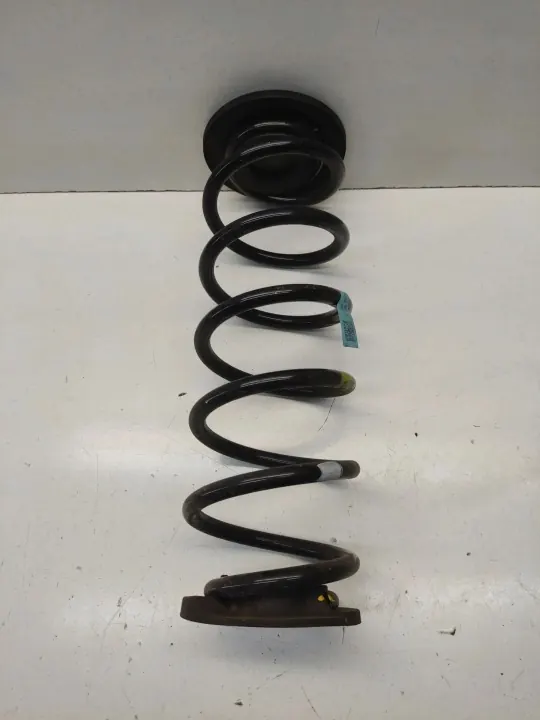 Mola traseira Kia Stonic OEM 55335H8FA0 - Usada image 2